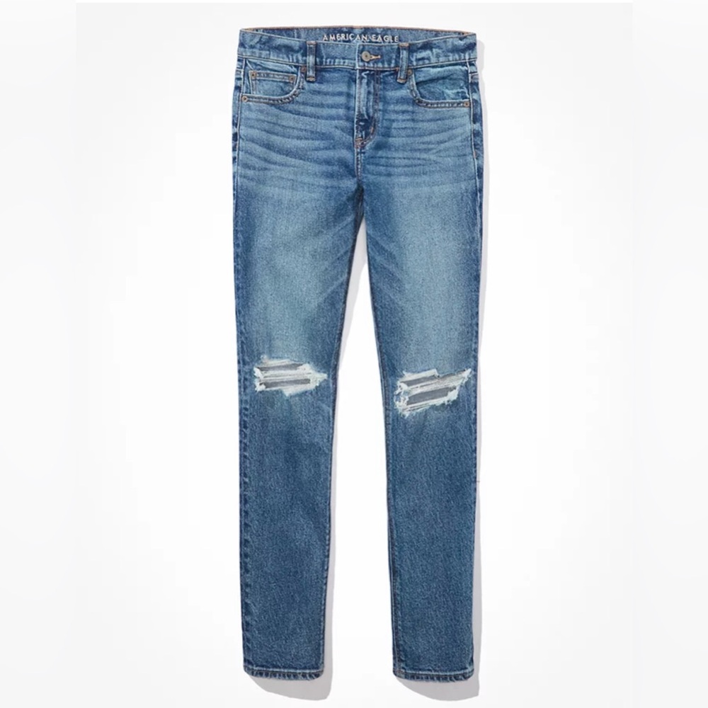American Eagle 90s Skinny Ripped Jeans Size 20 in Classic Medium Color